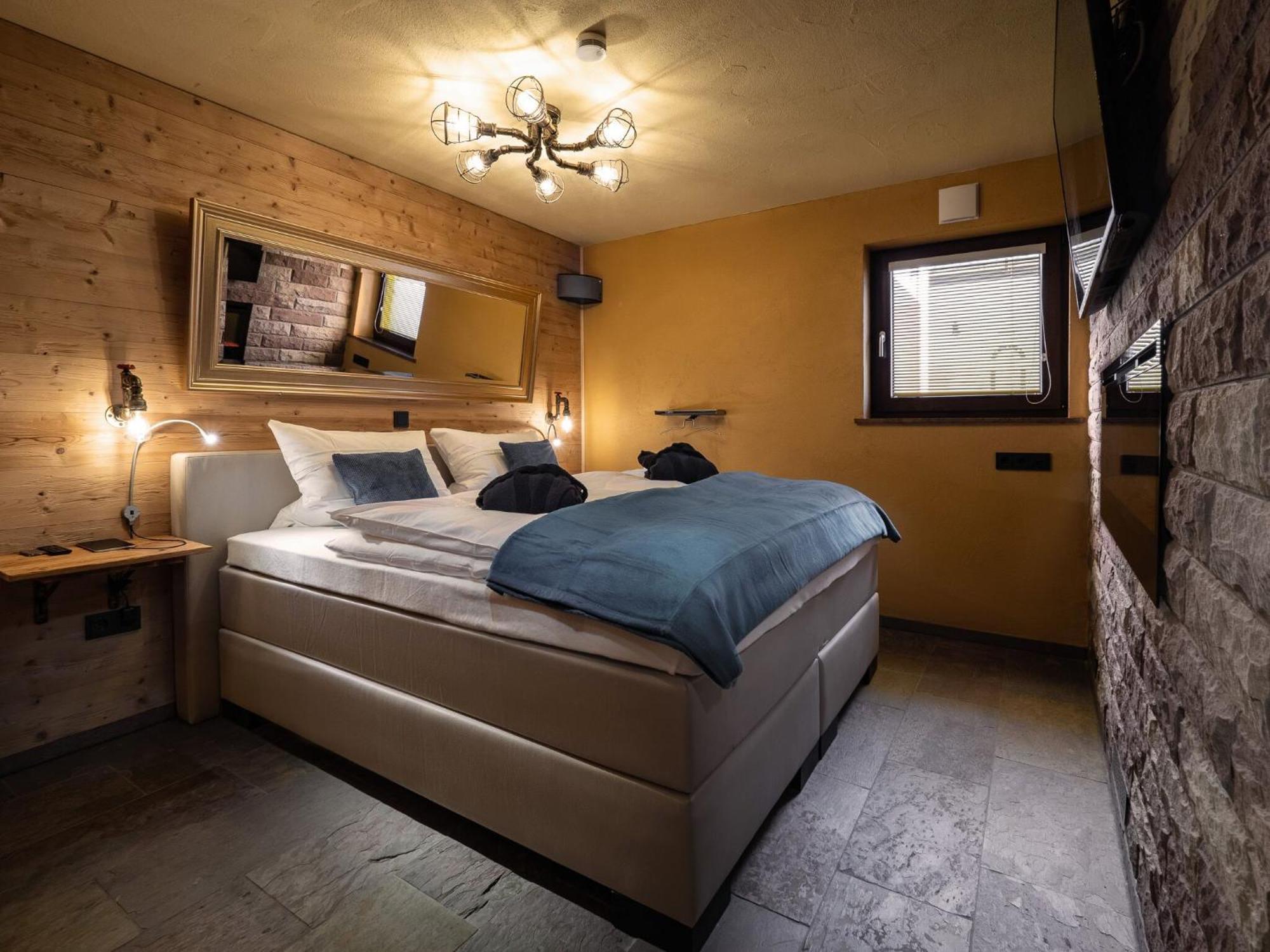 Ferienwohnung Altschloss Eppenbrunn Екстер'єр фото